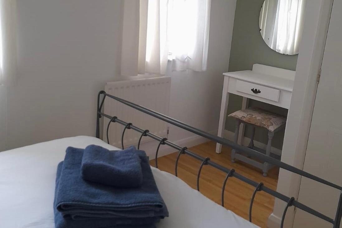 Holiday home 2 Bedroom House With Garden *