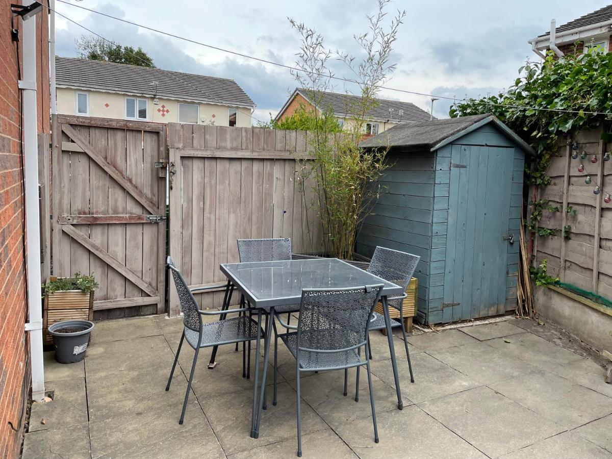 2 Bedroom House With Garden